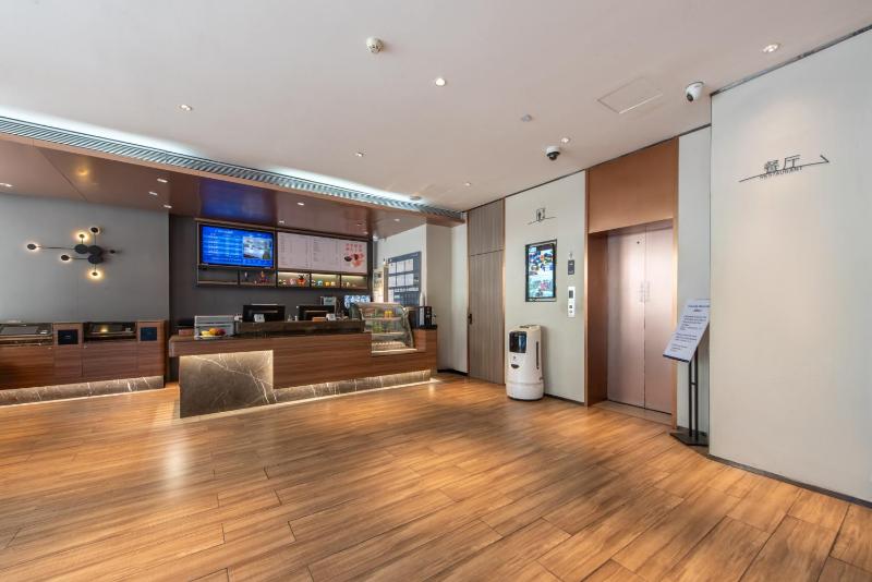 Guangzhou Zhongguang Hotel - image 13