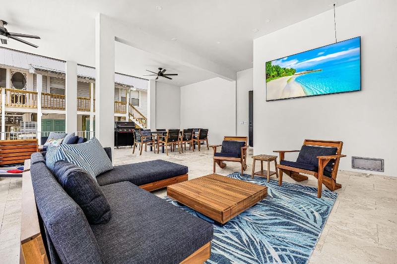 163 Tranquility Tides - 6BR with Pool and Spa! home - image 16