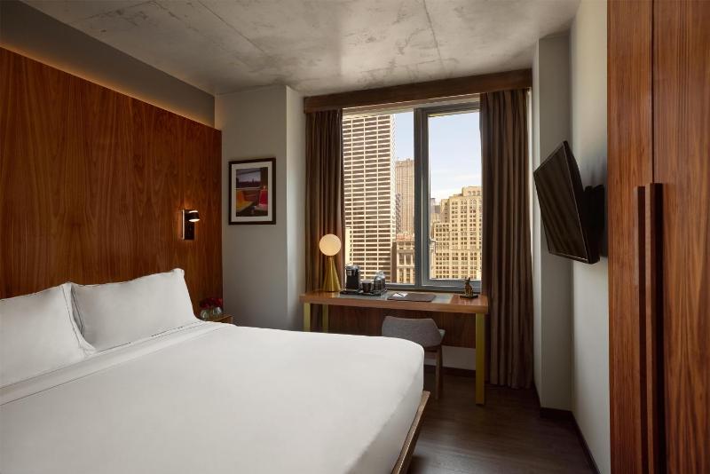 Grayson Hotel - image 12