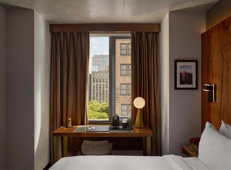 Grayson Hotel - image 14