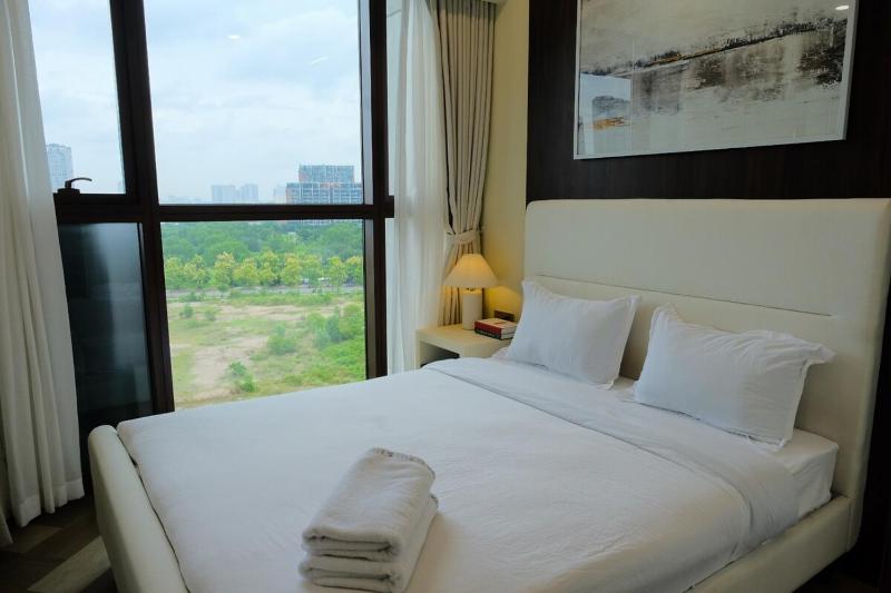 Metropole Luxury Apartment City Center - image 9