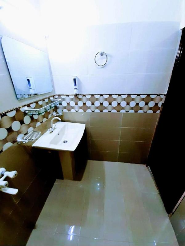 Galaxy Family Hotel Karachi Airport - image 10
