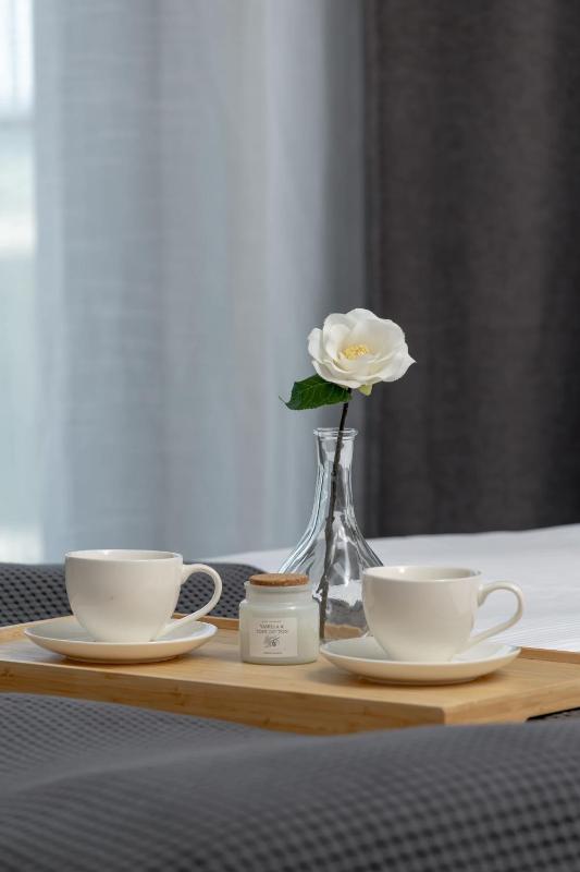 Stylish Apartment for 4 Guests with Balcony and Parking by Renters Prestige - image 18