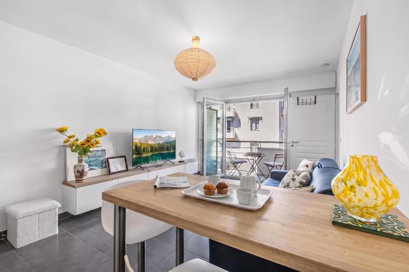Le Plaza Antibes - Happy Rentals - image 10