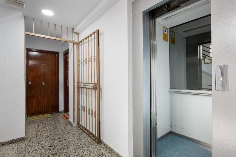 Ideal Para Feria Malaga Piso - image 17