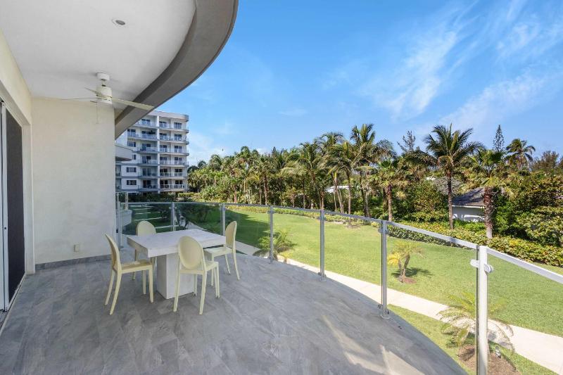Oceanfront Condo at One Cable Beach - image 39