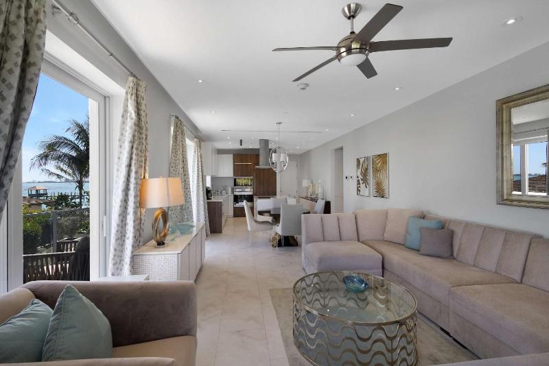 Oceanfront Condo at One Cable Beach - image 30