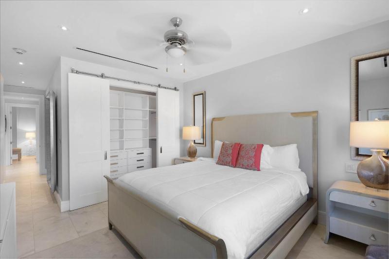 Oceanfront Condo at One Cable Beach - image 34