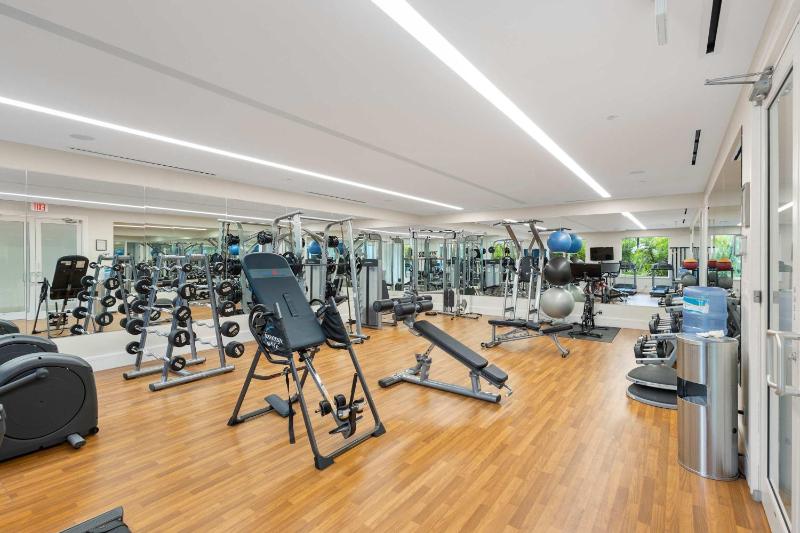 Oceanfront Condo at One Cable Beach - image 5