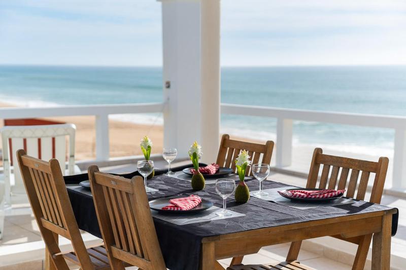 Blife Cerya private rooms at Faro beach - image 5
