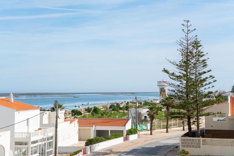 Blife Cerya private rooms at Faro beach - image 3