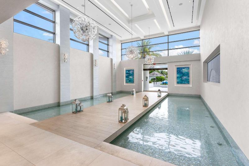Modern Condo at One Cable Beach with Balcony - image 23