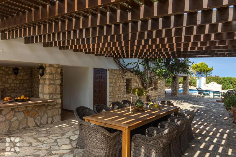 Villa Mar De Lur by Abahana Villas - image 2