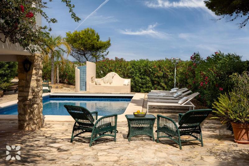 Villa Mar De Lur by Abahana Villas - image 15