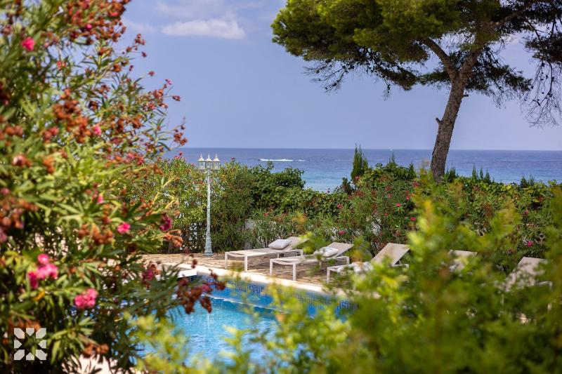 Villa Mar De Lur by Abahana Villas - image 5