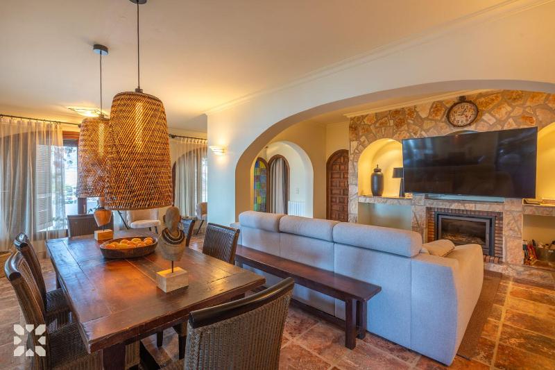Villa Mar De Lur by Abahana Villas - image 14