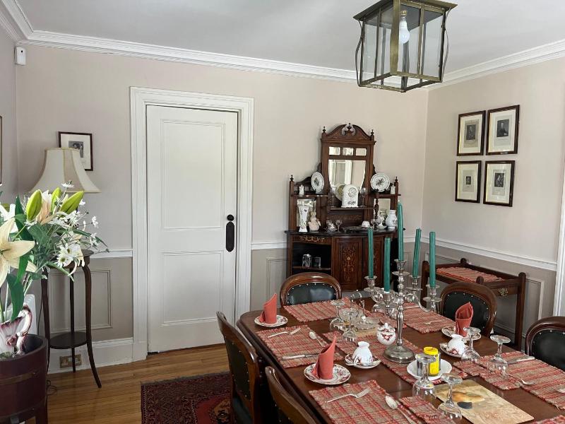 Historic American Garden Home in Cork - image 6