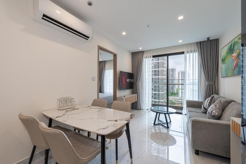 Modern 2BR Near Vincom Grand Park - image 24