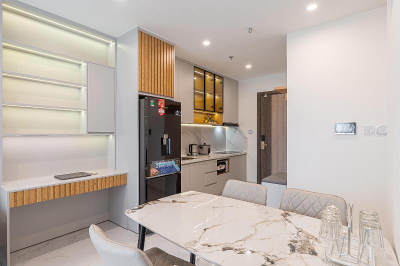 Modern 2BR Near Vincom Grand Park - image 27