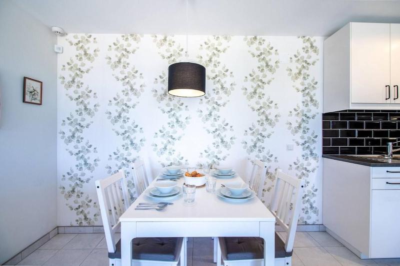 Charming villa with 3 bedrooms and sea view - image 43