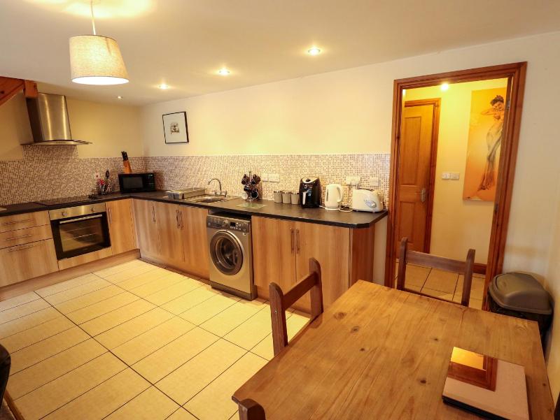 Holiday Cottage 1 - image 8