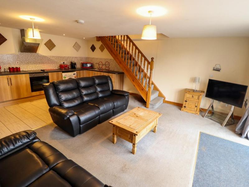 Holiday Cottage 2 - image 17