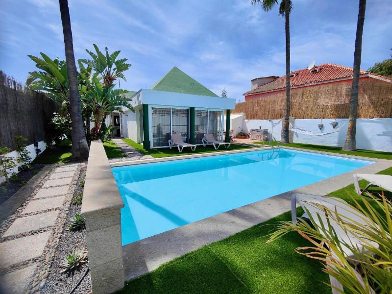 Villa Nuria con piscina privada - image 13