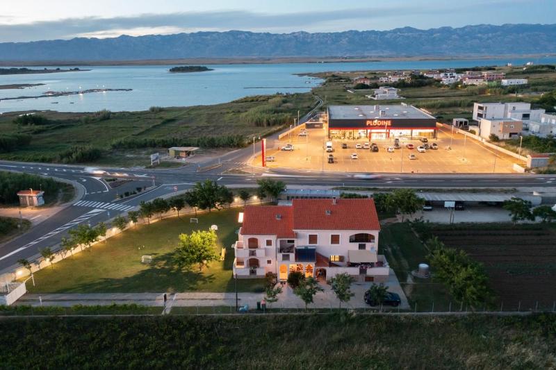 Holiday apartment in Privlaka with sea view balcony air conditioning WiFi 3598-4 - image 45