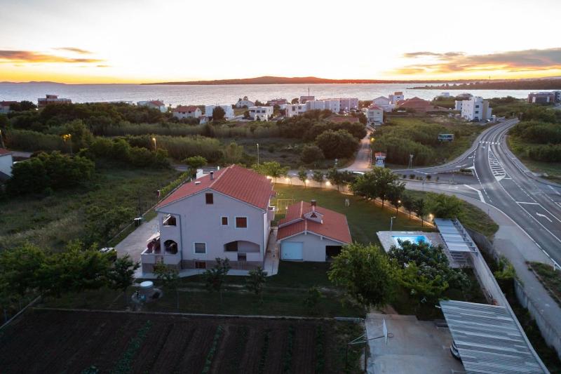 Holiday apartment in Privlaka with sea view balcony air conditioning WiFi 3598-5 - image 49