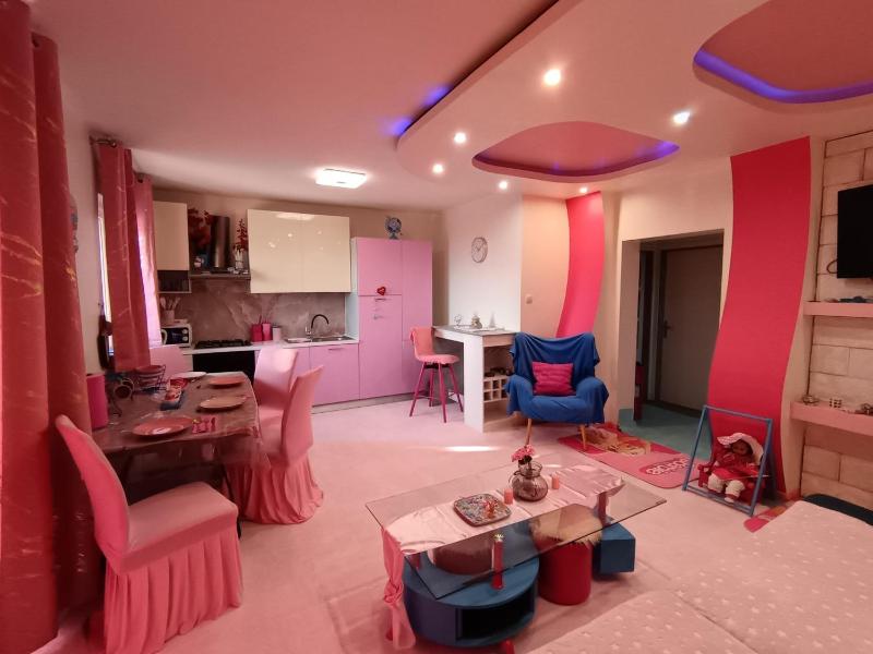 Princess&Prince Apartment with swimming pool and garden - image 41