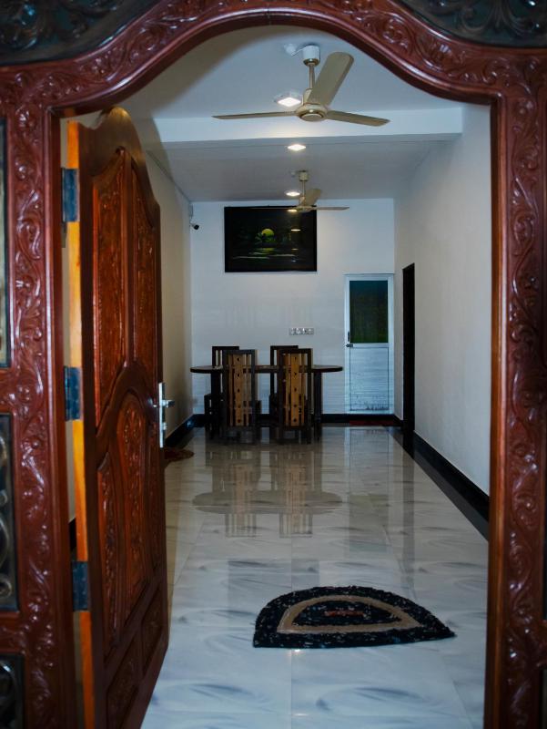 Nilaveli Beach Haven - image 7