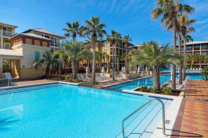 Poolside Paradise - image 42