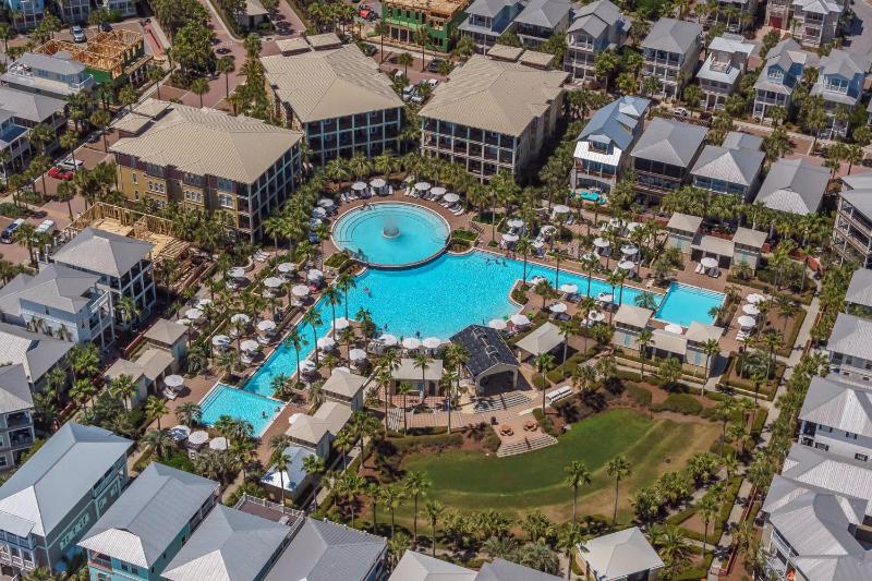 Poolside Paradise - image 34