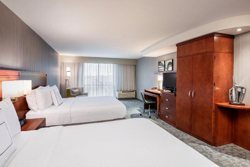 Courtyard by Marriott Edmonton West - image 35