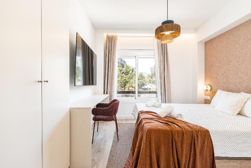 Luxury Apartment near Camp Nou - image 14
