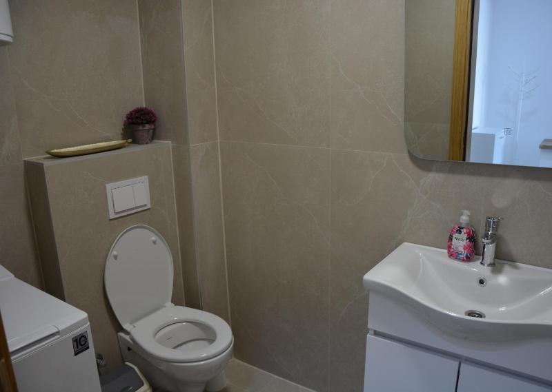 BORA - Two Bedroom Apartment - image 3
