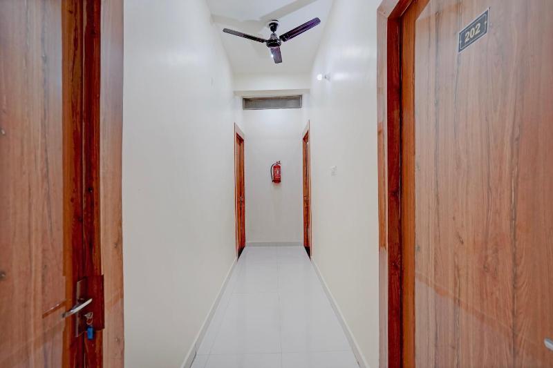 Hotel O Sapphire Grand - image 10