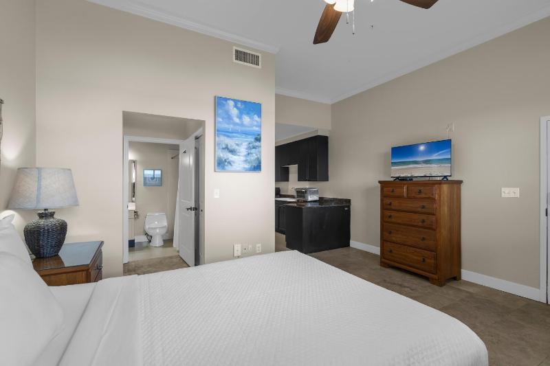 Caribbean Resort Unit 1802 - image 3