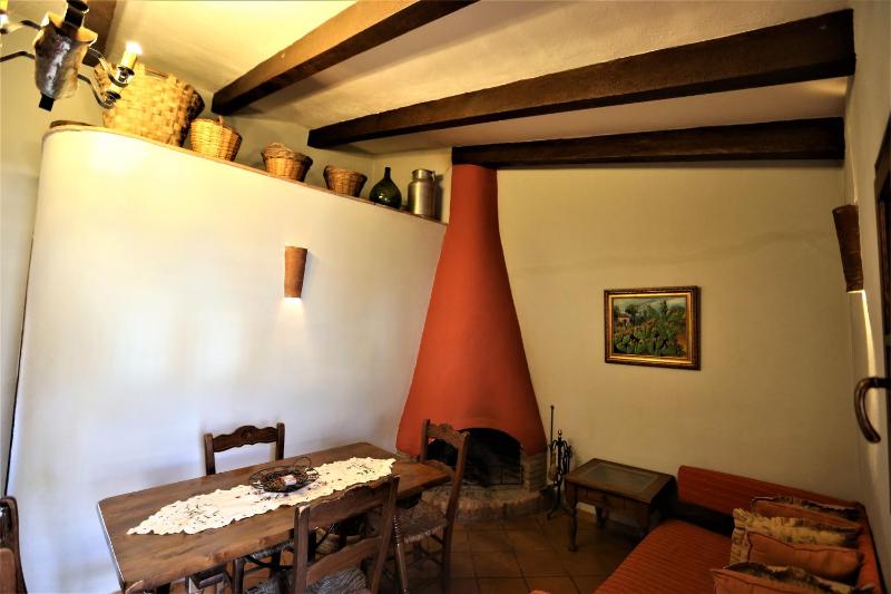 Cottage (4 Adults) image 4