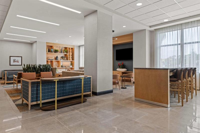 Drury Plaza Hotel Tampa Brandon - image 12