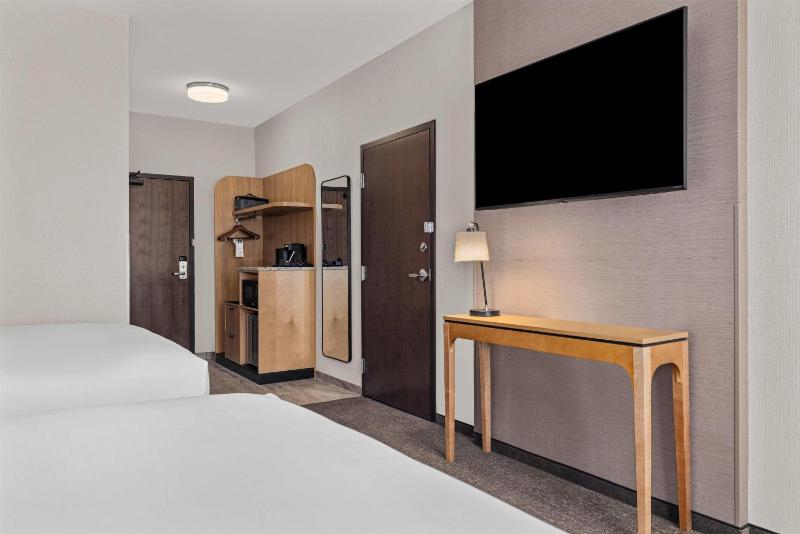 Drury Plaza Hotel Tampa Brandon - image 28