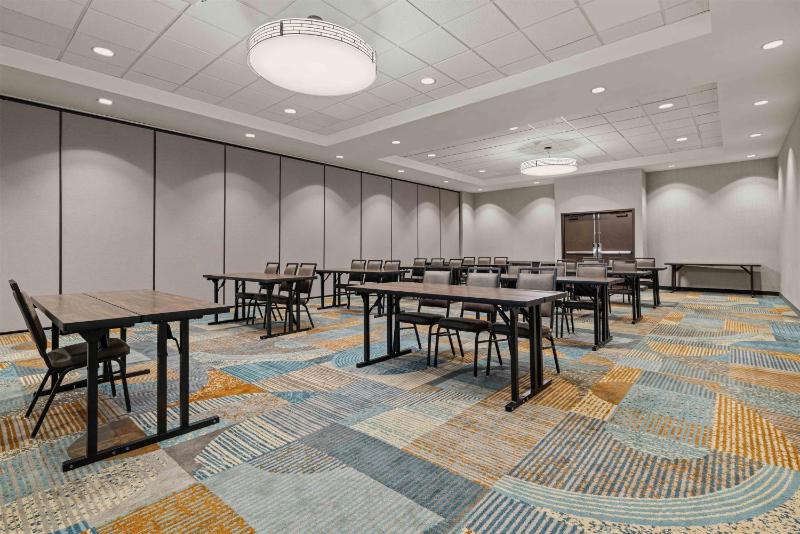Drury Plaza Hotel Tampa Brandon - image 25