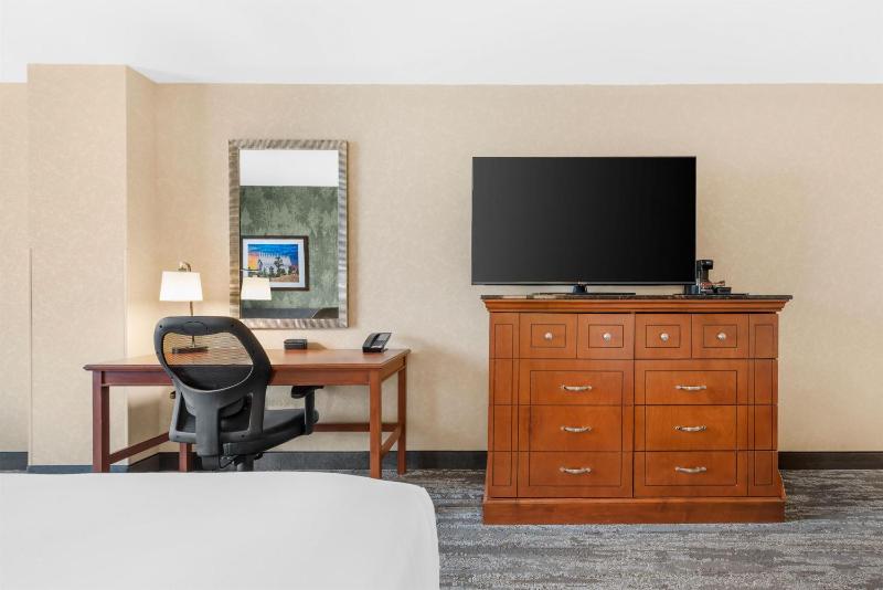 Drury Plaza Hotel Colorado Springs Near the Air Force Academy - image 8