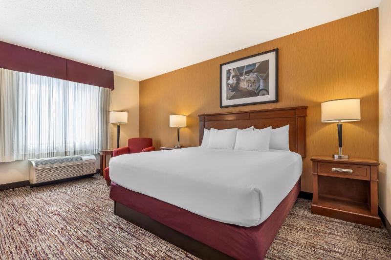 Drury Inn & Suites St. Louis near Forest Park - image 14