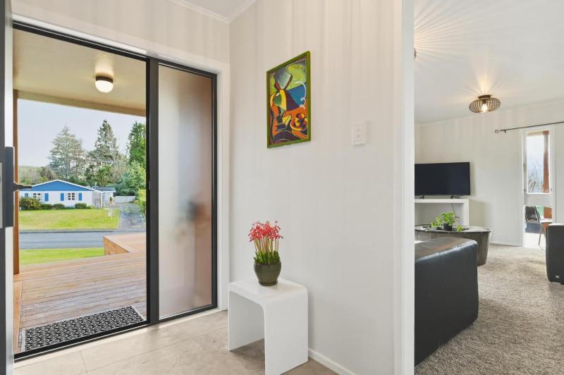 Inn Sunnybrook - Sunny 3 Bed with Great Deck - image 9