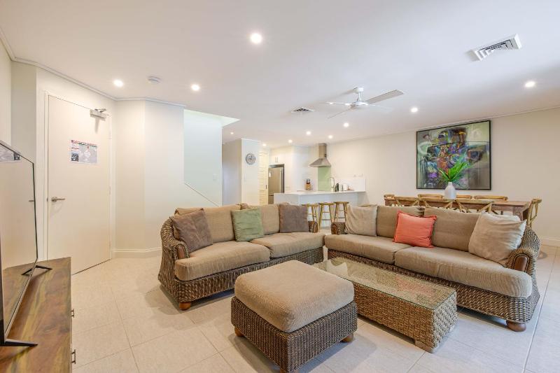 Plantation Villa No.8 - Spacious Villa by the Beach - image 18