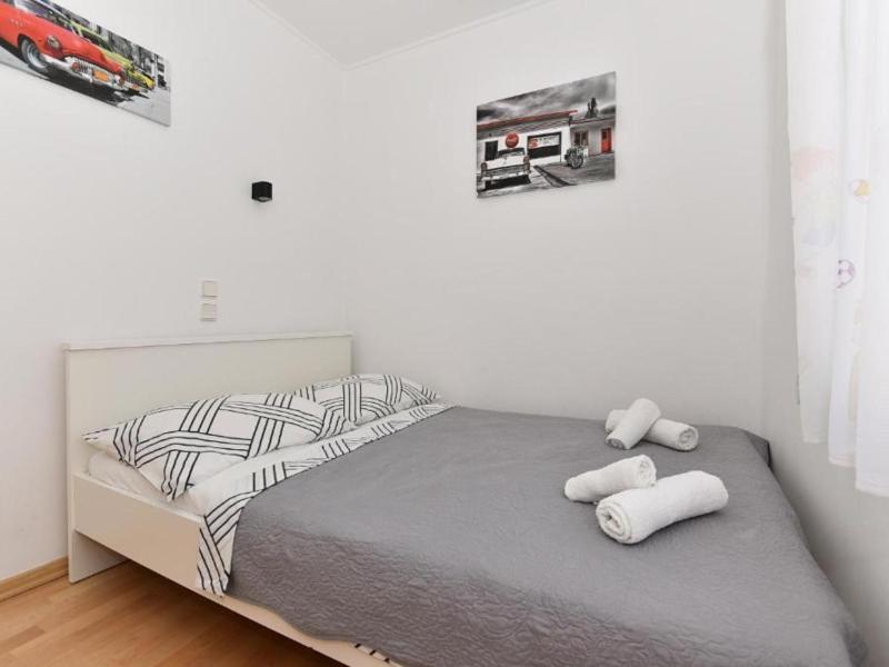 Privlaka Sunset Apartments - Two bedroom apartment 3 - image 18