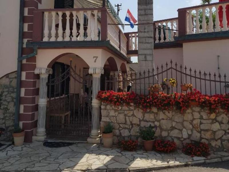 Privlaka Sunset Apartments - Two bedroom apartment 3 - image 7