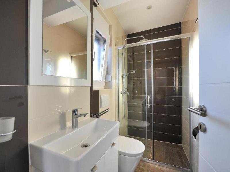 Adriatic Villa Privlaka - Two bedroom Villa with pool - image 6