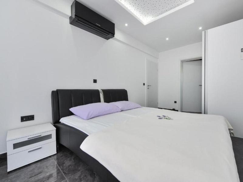 Adriatic Villa Privlaka - Two bedroom Villa with pool - image 15